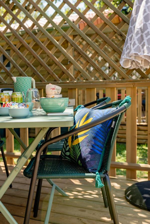 Les Minis Homes Du Bugey - Eco-Lodge Nature ,Un Refuge En Hyper Centre Ambérieu-en-Bugey Dış mekan fotoğraf